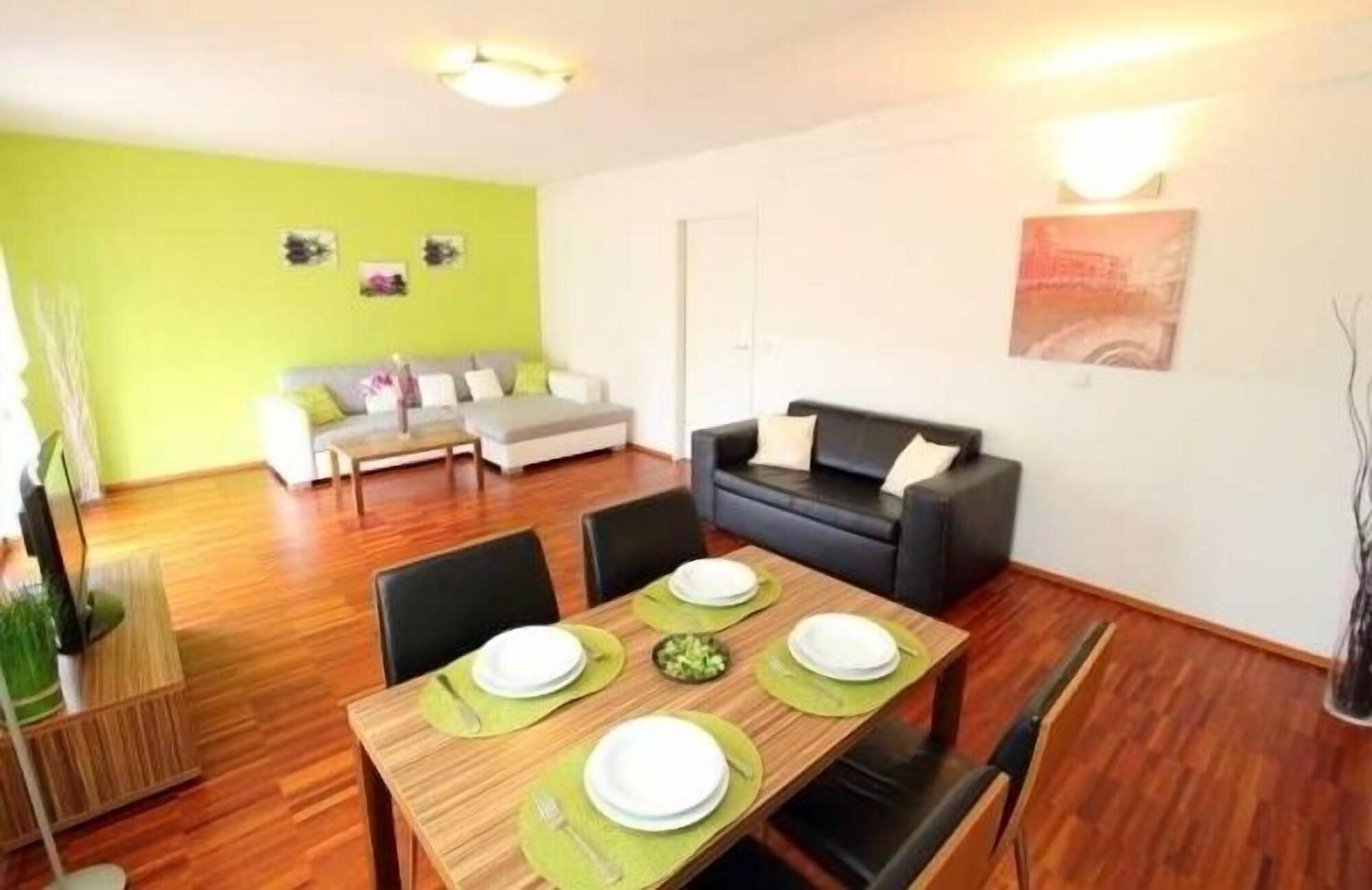 Royal Living Apartments Vienne Extérieur photo