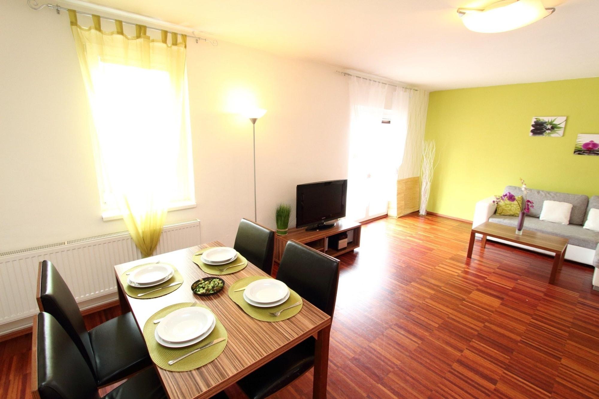 Royal Living Apartments Vienne Extérieur photo