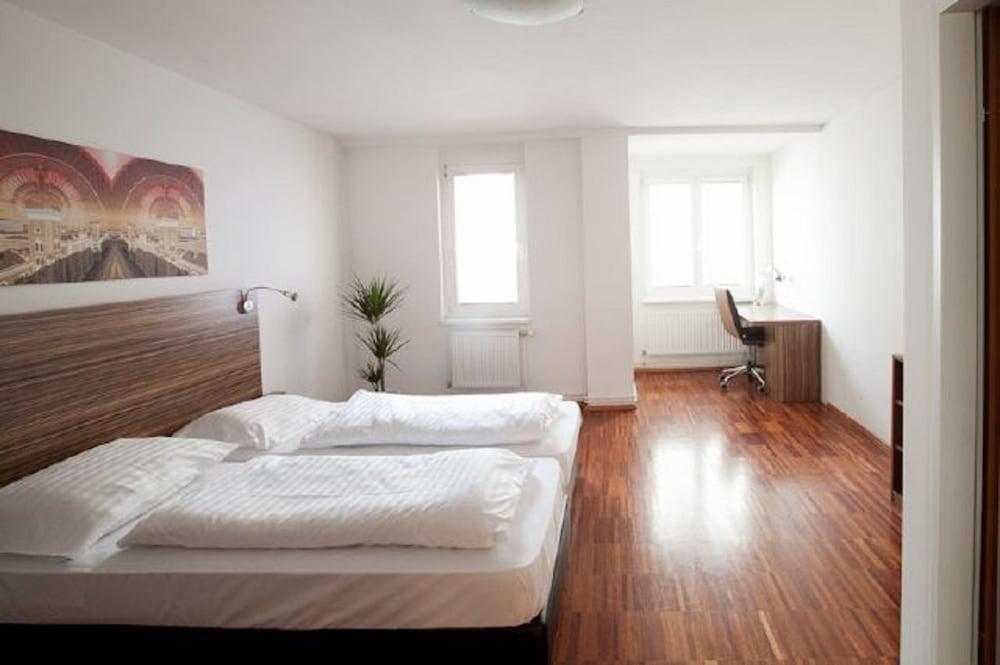 Royal Living Apartments Vienne Extérieur photo